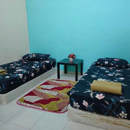 D'Q Putra Homestay Melaka 外观 照片